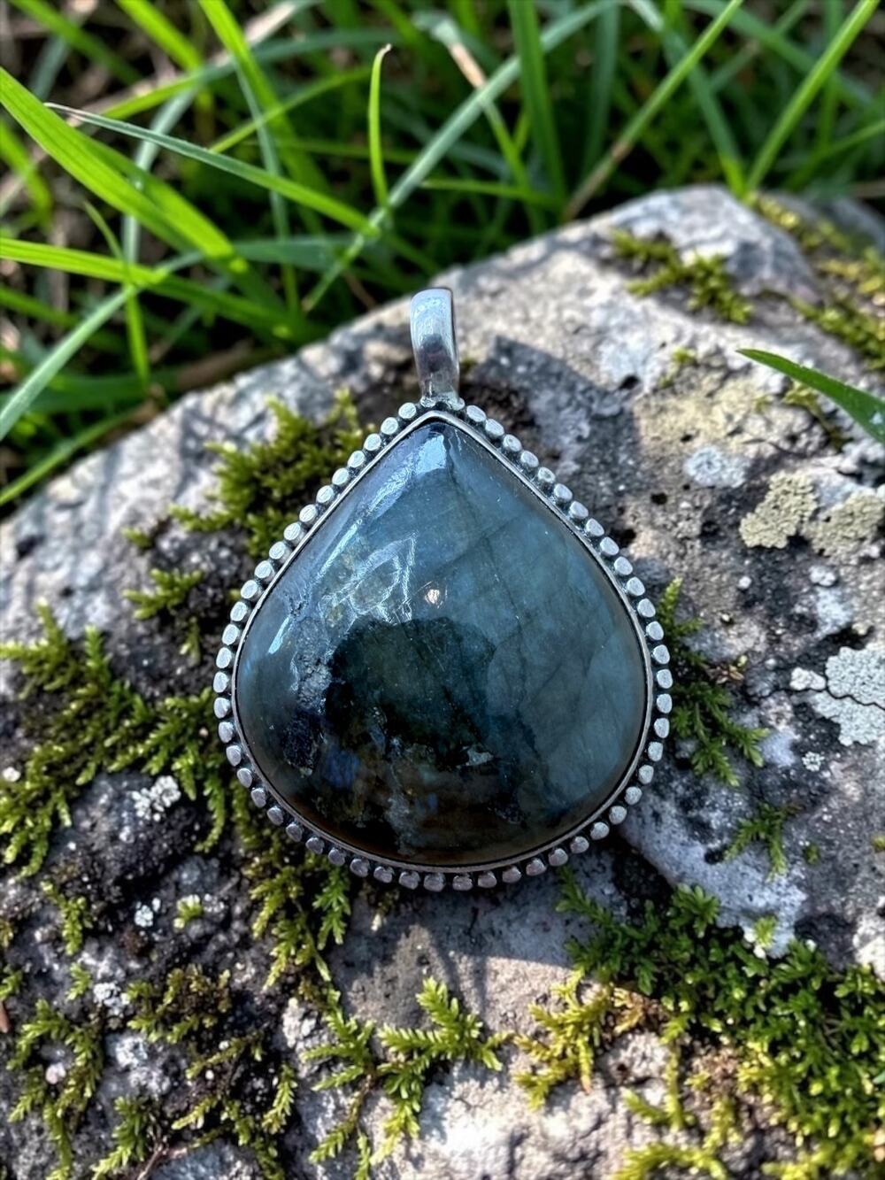 Sterling Silver Labradorite Teardrop Pendant